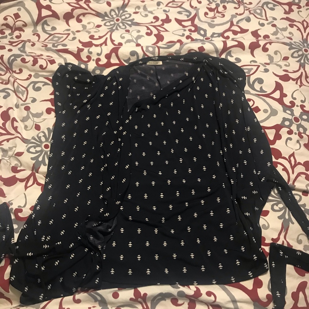 Beacon dress up tie shirt